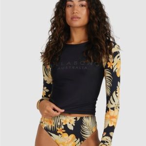 NEW!! Billabong Australia Utopia Hanalei Rash Vest - Black - Small - NWT